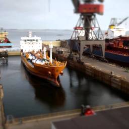Dock 4 image