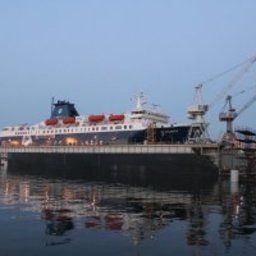 Floating dock
