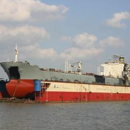 Jinshan floating dock