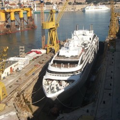 Dock 2